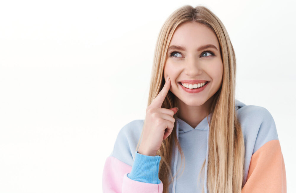 Dental Bonding vs. Veneers: Which Is Right for You?