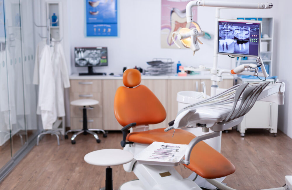 How Can I Find the Best Dental Clinic Near Me?