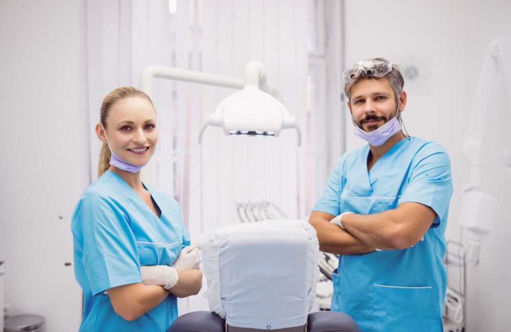 Endodontist Vs Periodontist What S The Difference Udenz Mena Dental Platform