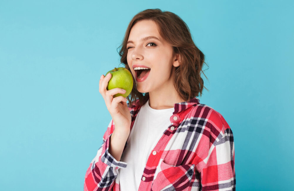 7 Foods That Can Brighten Your Tooth Enamel