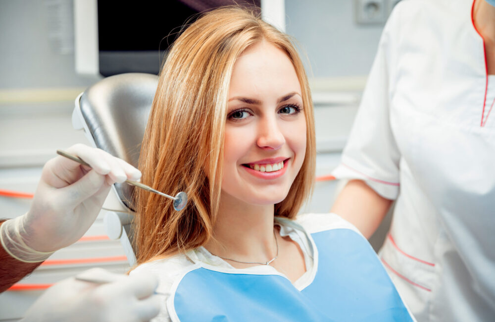 Choosing the Right Dentist: Your Guide to a Healthy Smile - UDENZ - MENA  DENTAL PLATFORM